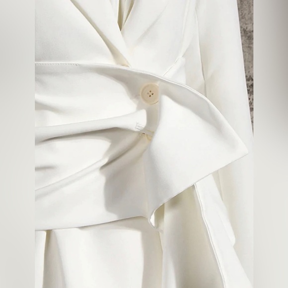 ZCRAVE MONTE Blazer w Corset Belt. Size Small. Fabulous 🤩 SALE PRICE firm! - Picture 10 of 14